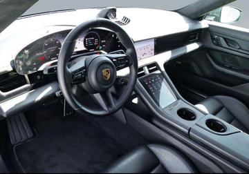 2020 Porsche TAYCAN 缩略图 17