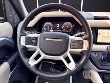 Land-Rover Defender - 10