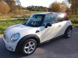 MINI Cooper Coupé 1.6, Top Zustand, aus 2 Hand . - weiße MINI Coupe Serie