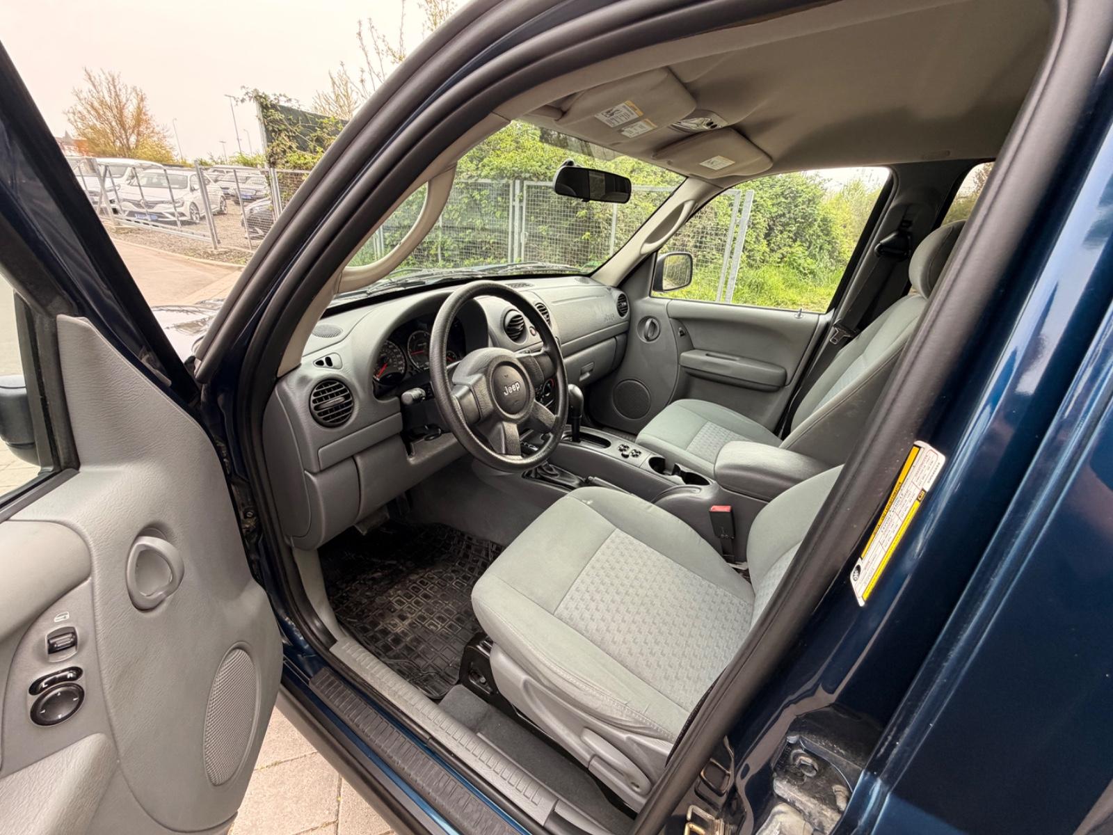 JEEP CHEROKEE - 2.8 CRD - BVA - 4X4 - 163 CV