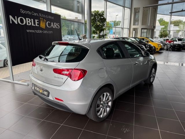 Fahrzeugabbildung Alfa Romeo Giulietta Basis KLIMA NAVI