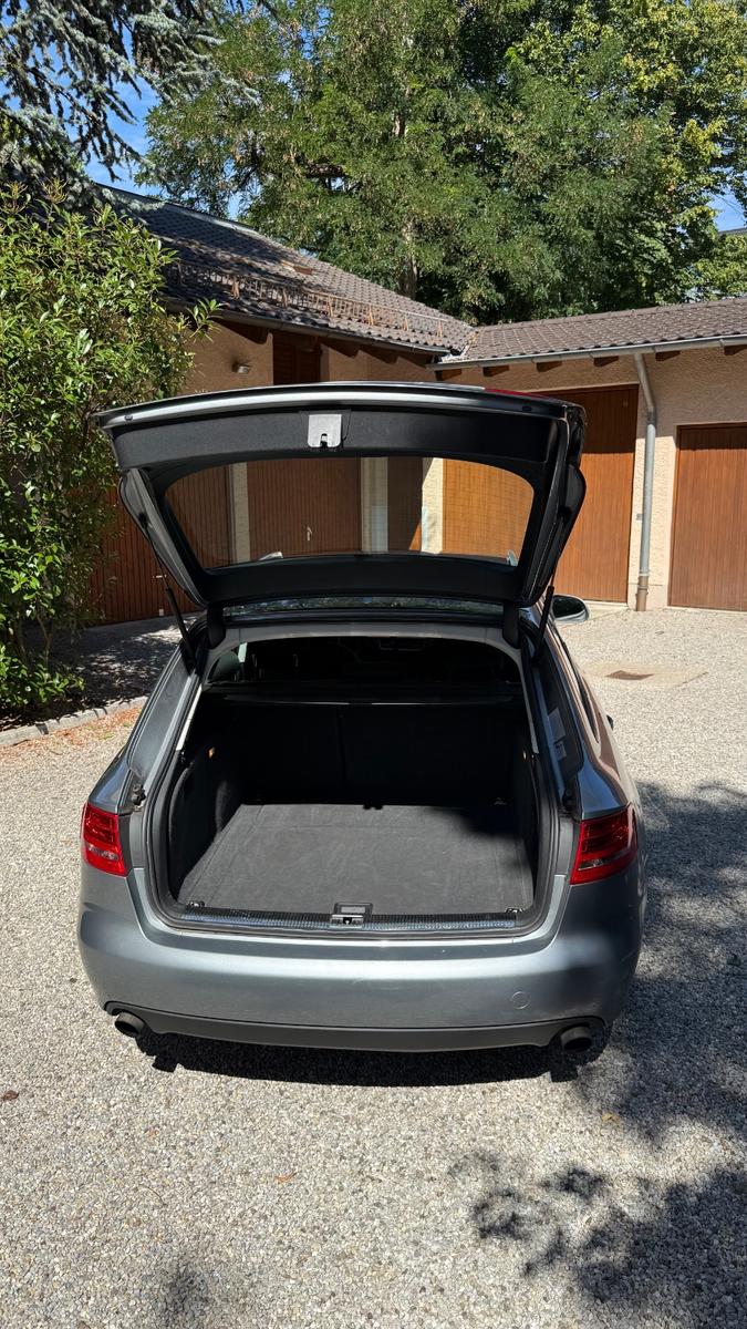 Audi A4 2009 — photo 9
