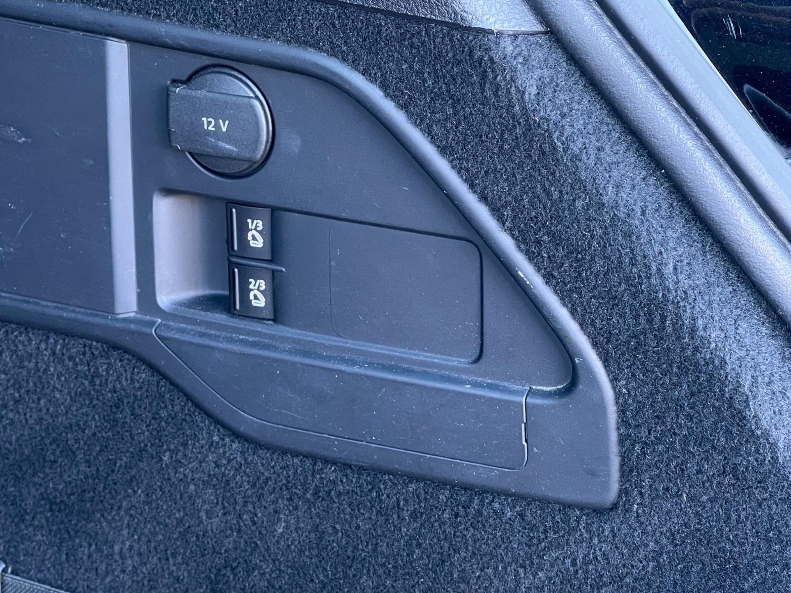 Volkswagen TOUAREG V6 TDI 4 MOTION LEDER PANORA SCHECKHEFT