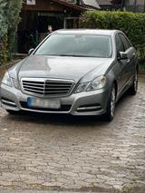 Mercedes-Benz Mercedes E 200 Avangard - Mercedes-Benz E 200 Gebrauchtwagen in Freiburg