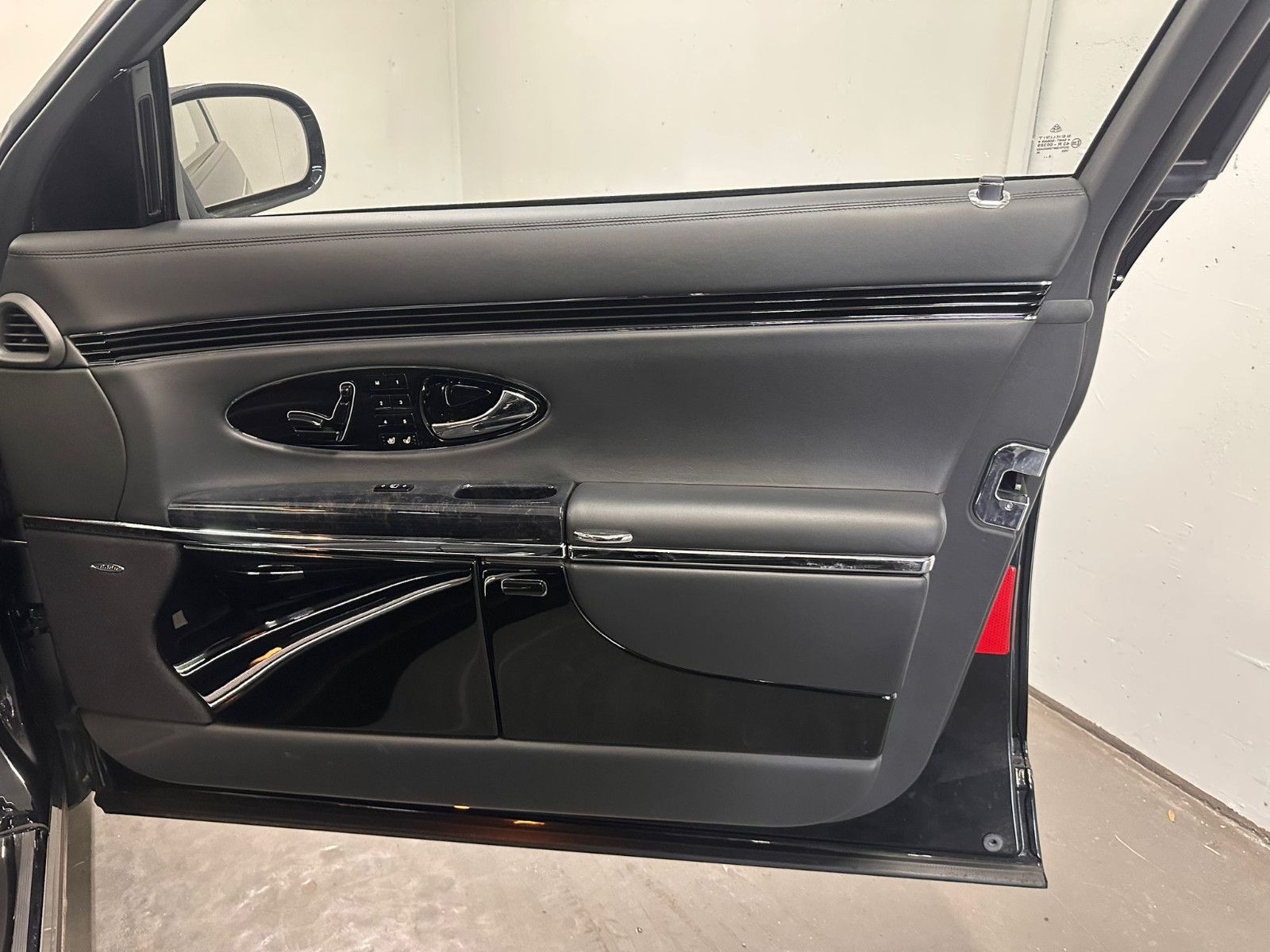 Fahrzeugabbildung Maybach 57 S  *Deutsches Fahrzeug*