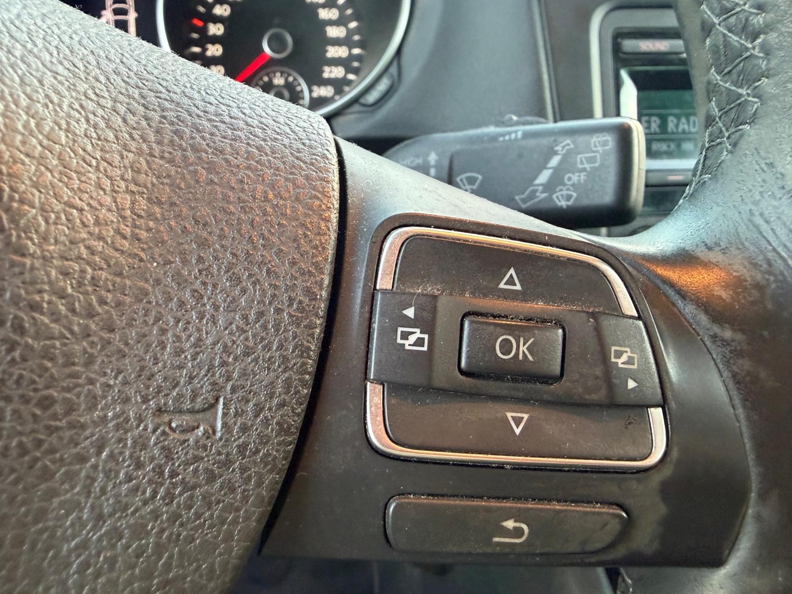 Volkswagen Golf 2012 — photo 19