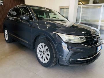 Volkswagen Tiguan - 3