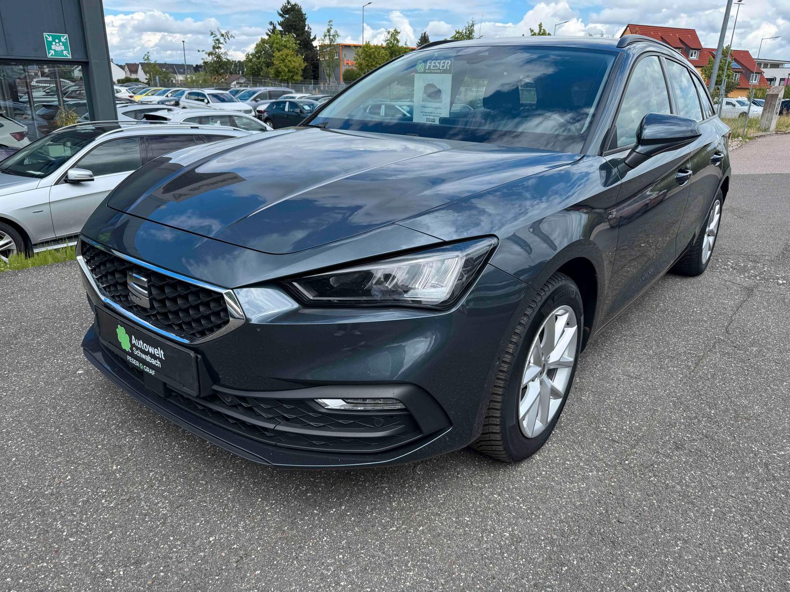 Seat Leon Sportstourer Style 2.0 TDI DSG LED GRA NAVI