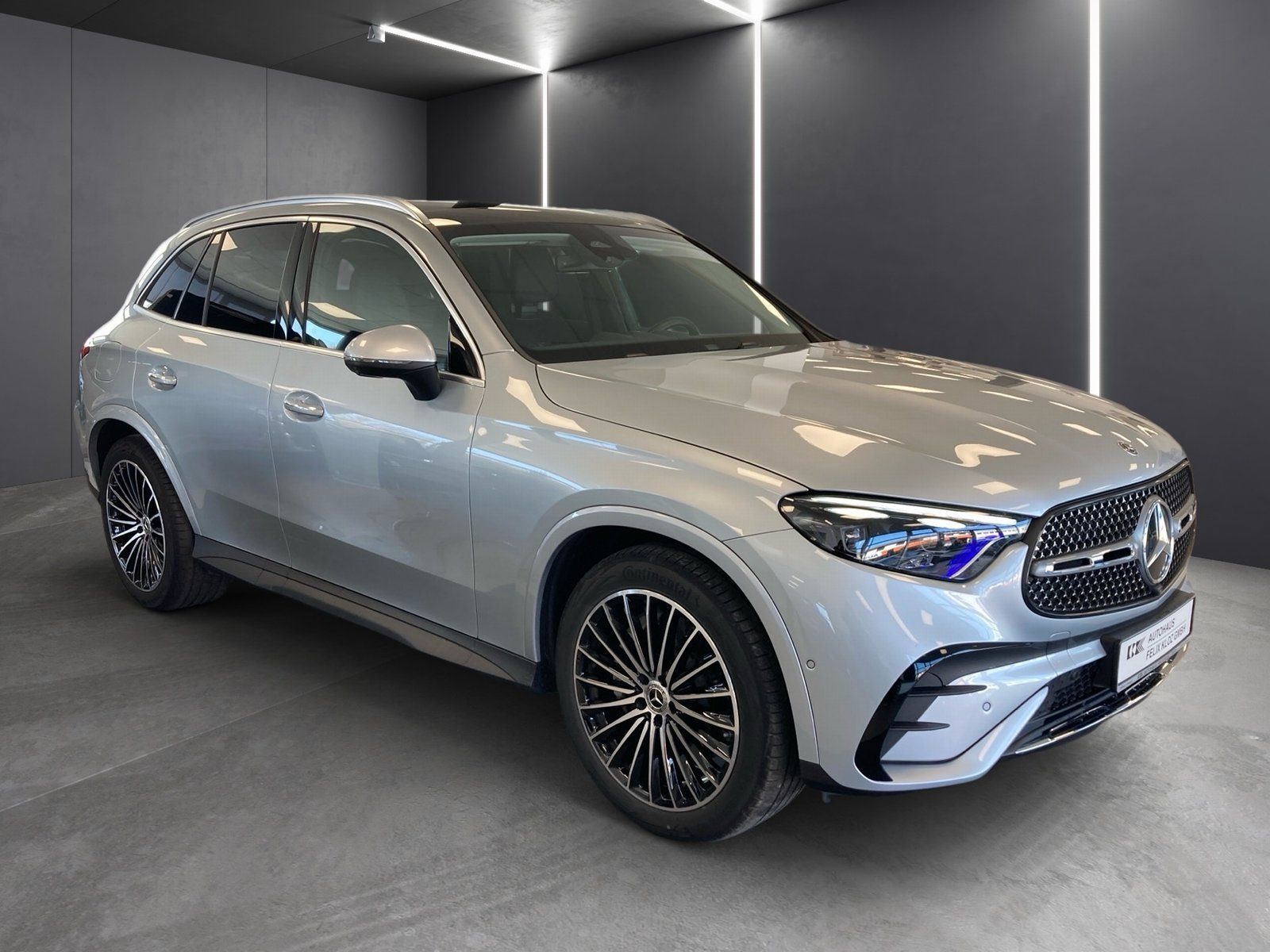 Fahrzeugabbildung Mercedes-Benz GLC 300 4M AMG Plus*Pano*HUD*AHK*Distro*360°*20"