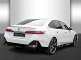 BMW 520d M Sportpaket Komfortsitze Standhzg. AHK - BMW 520 in Essen