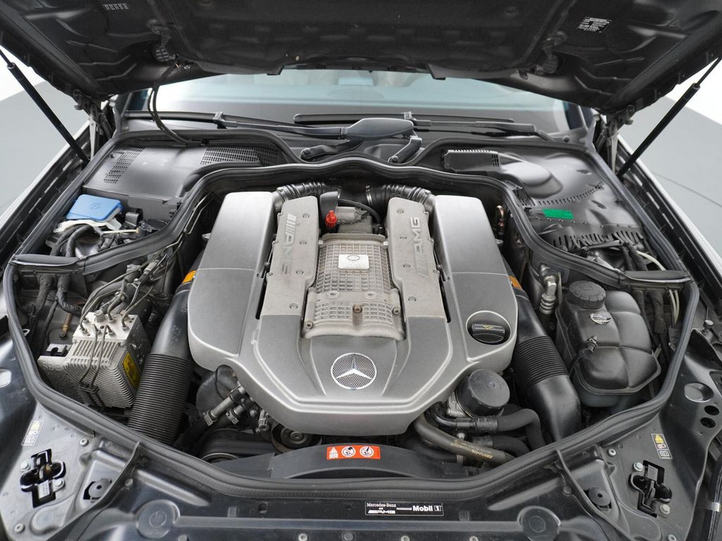 Mercedes-Benz CLS 55 AMG IWC edition + IWC original CLS 55 AMG