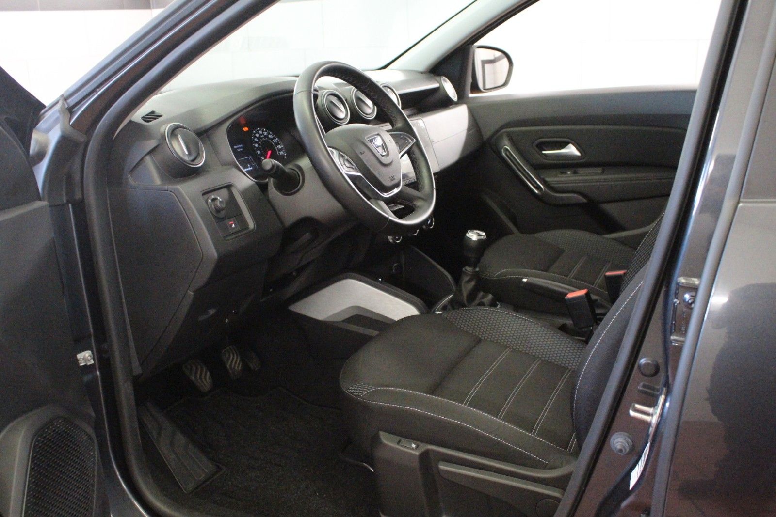 Fahrzeugabbildung Dacia Duster TCe130 *Prestige *Navi*Sitzhzg*Kamera