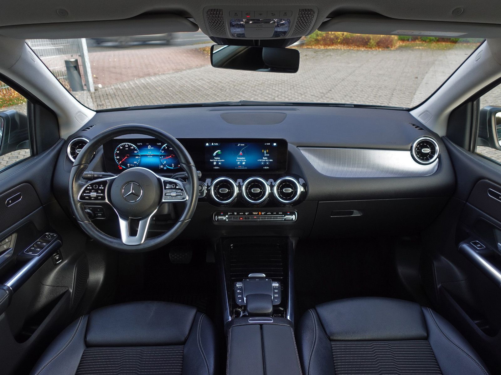 Fahrzeugabbildung Mercedes-Benz B 220 4MATIC 7G-DCT Progressive MBUX AHK Assist.