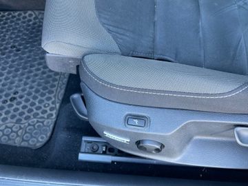 Volkswagen Golf - 12