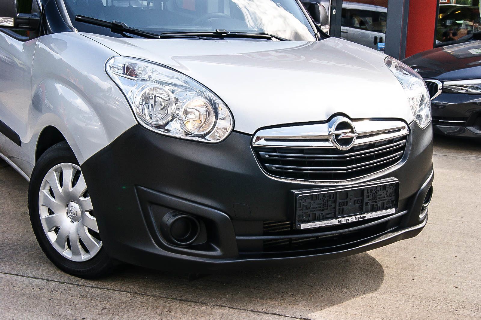 Fahrzeugabbildung Opel Combo D Selection L1H1 5-SITZE SCHIEBETÜREN 1.HD