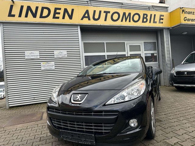 Peugeot 207 Allure.Linke Tür ist beschädigt.Festpreis