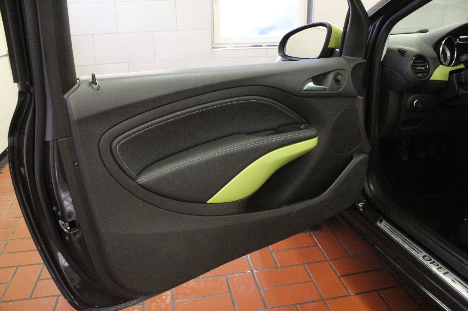 Fahrzeugabbildung Opel Adam JAM 1.2