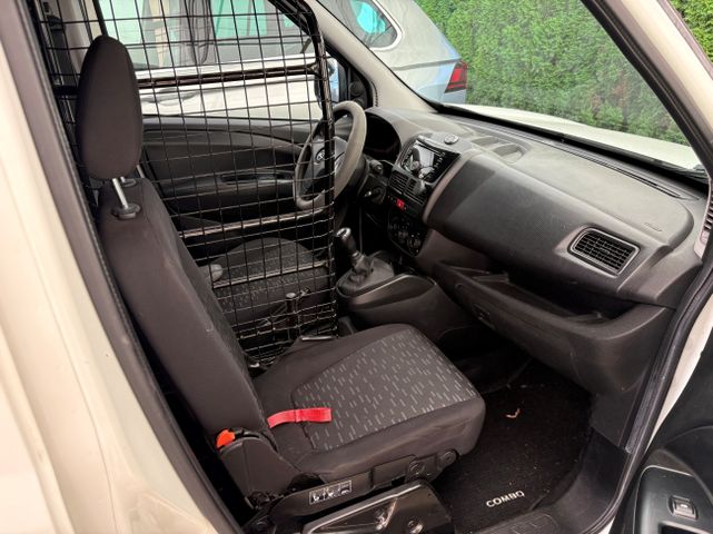 Fahrzeugabbildung Opel Combo D ecoFlex Kasten L1H1 AHK+Klima+Allwetter