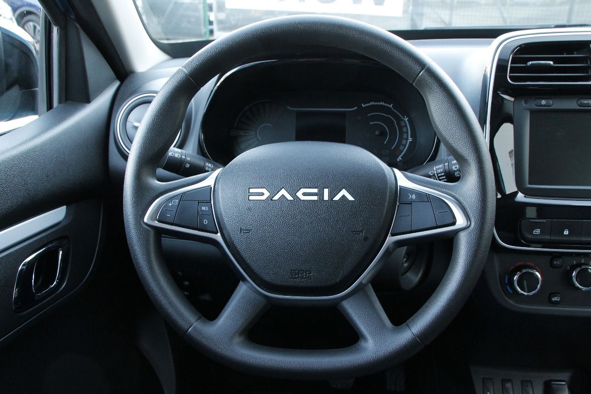 Fahrzeugabbildung Dacia Spring Essential