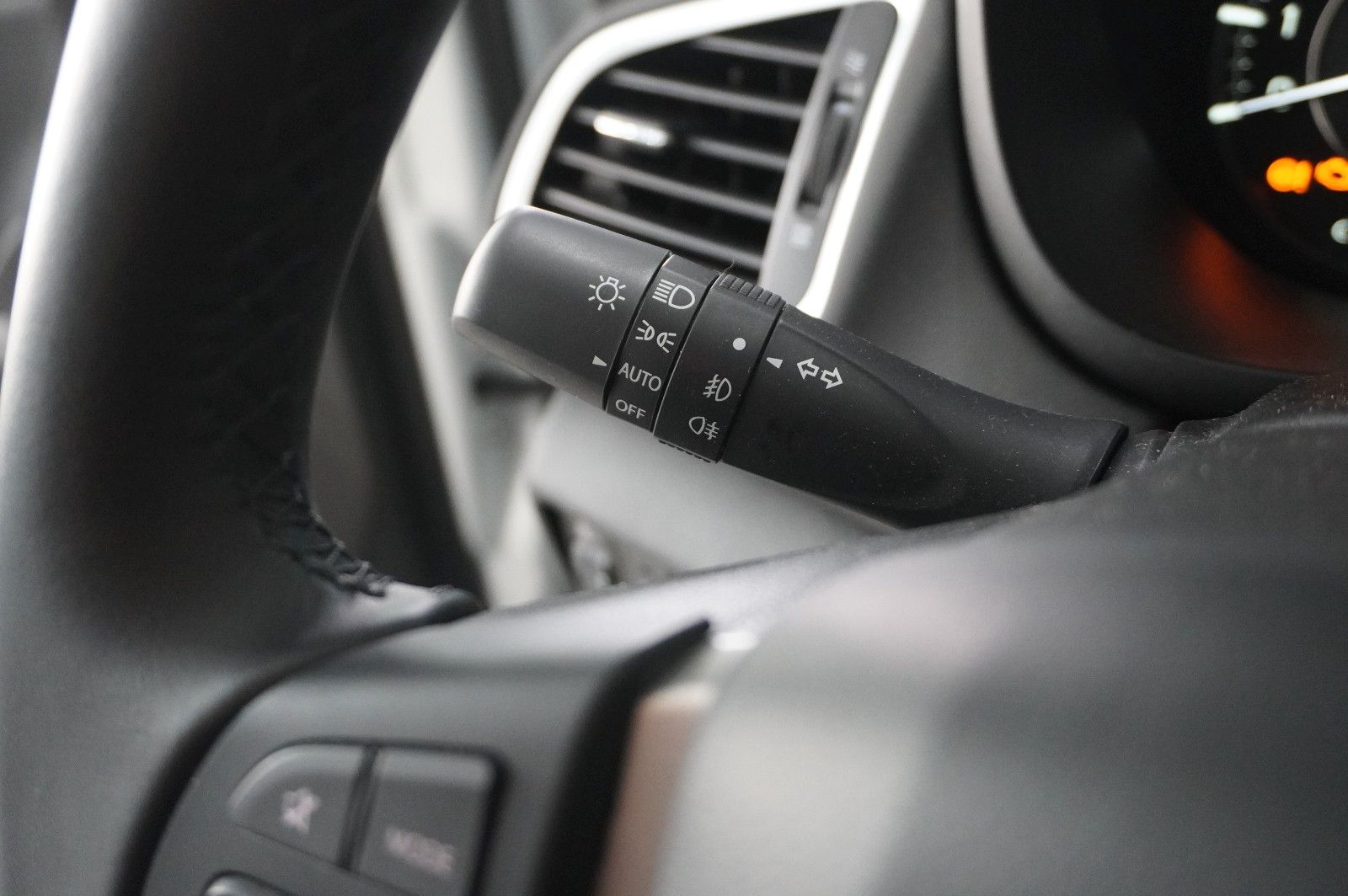 Fahrzeugabbildung Suzuki (SX4) S-Cross 1.4 COMFORT NAVI/LED/KAMERA/SH/DAB