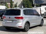 Volkswagen Touran 1.5 TSI DSG Active 7-Sitzer NAVI ACC PDC - Volkswagen Touran: Silber