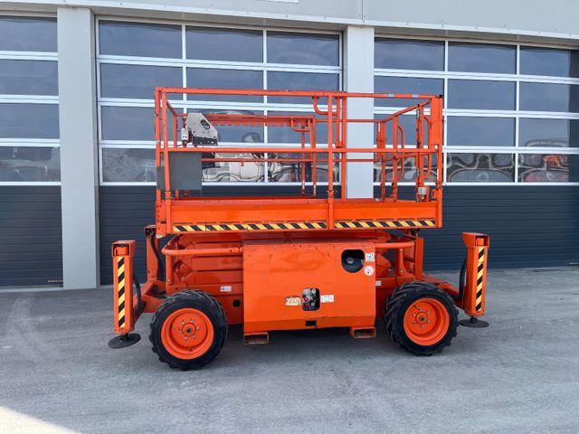 Altele SkyJack SJ6826RT 10m Scherenarbeitsbühne BJ 2017