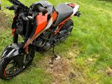 KTM 125 Duke - KTM Motorräder in Halle