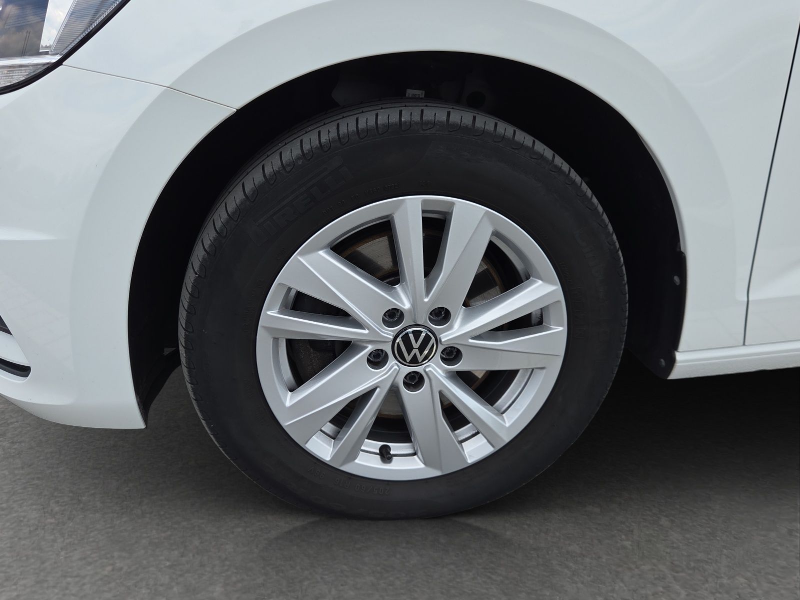 Volkswagen Touran - Bild 16