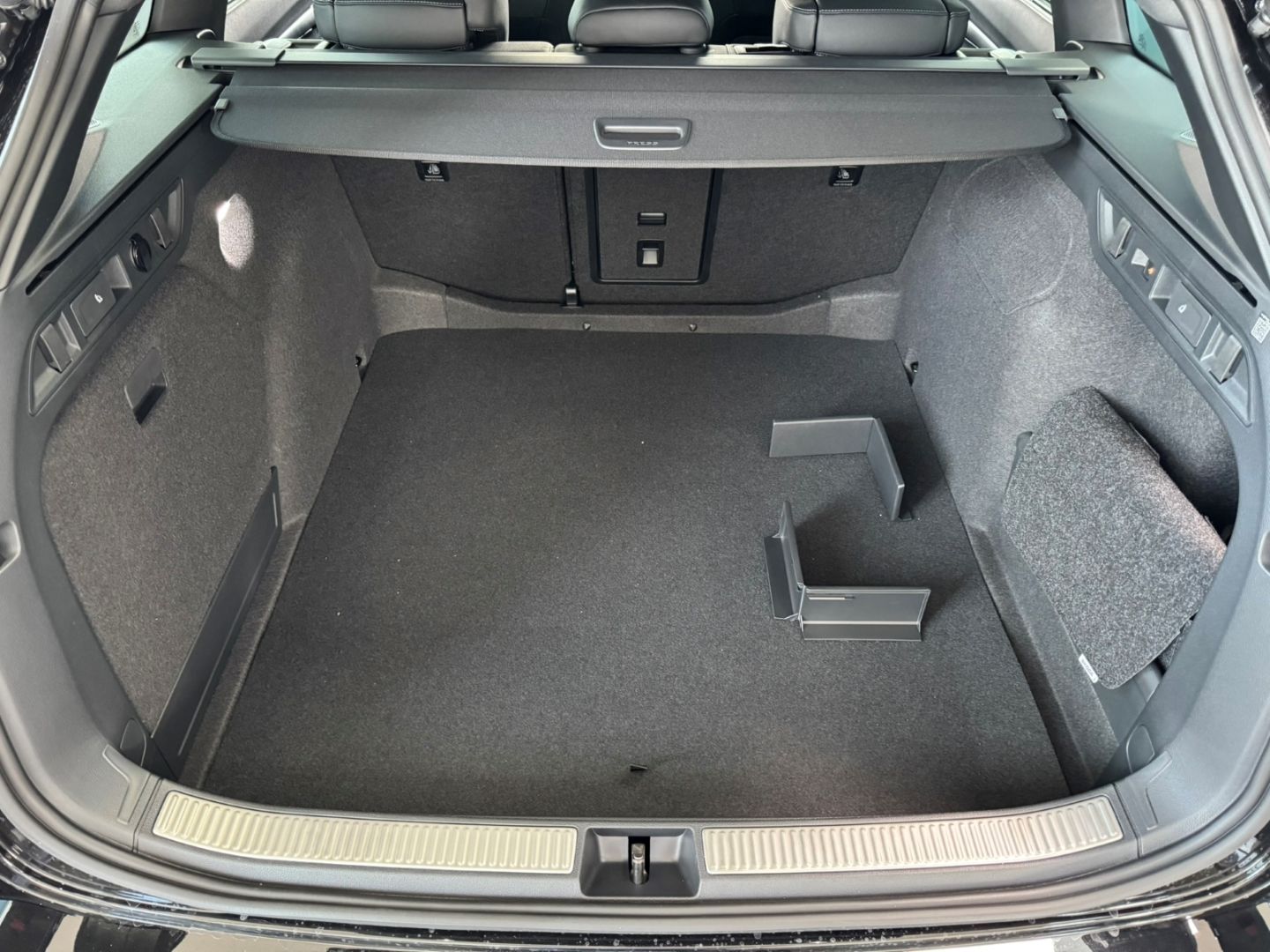 Superb Combi Sportline 2,0TSI *Assist*MTRX*Navi!