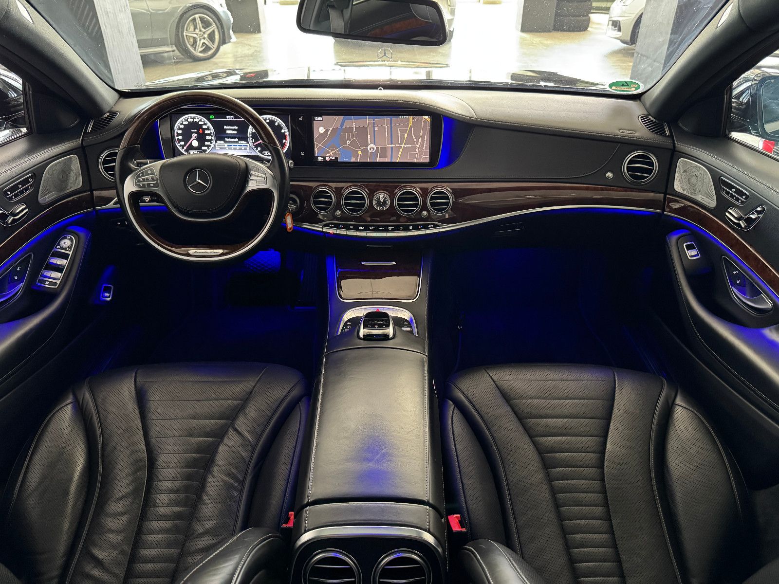 Fahrzeugabbildung Mercedes-Benz S 500 4MATIC LANG PANORAMA BURMESTER 4XSITZKLIMA