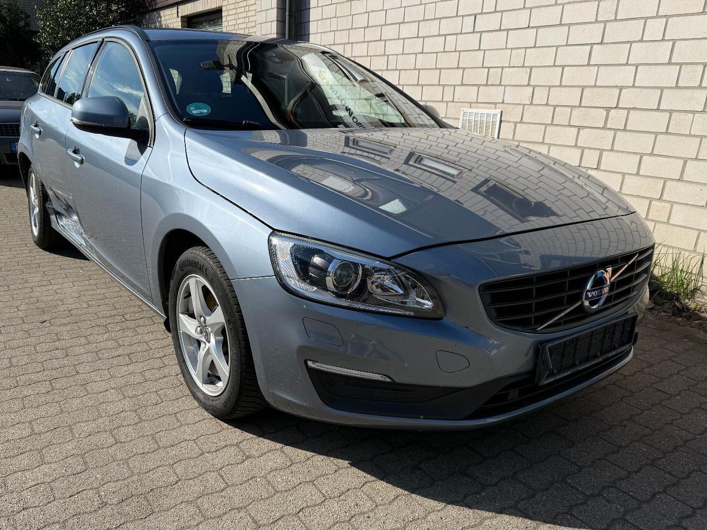 Volvo V60 Kombi Linje Business Aut./Xenon/Kamera/Navi