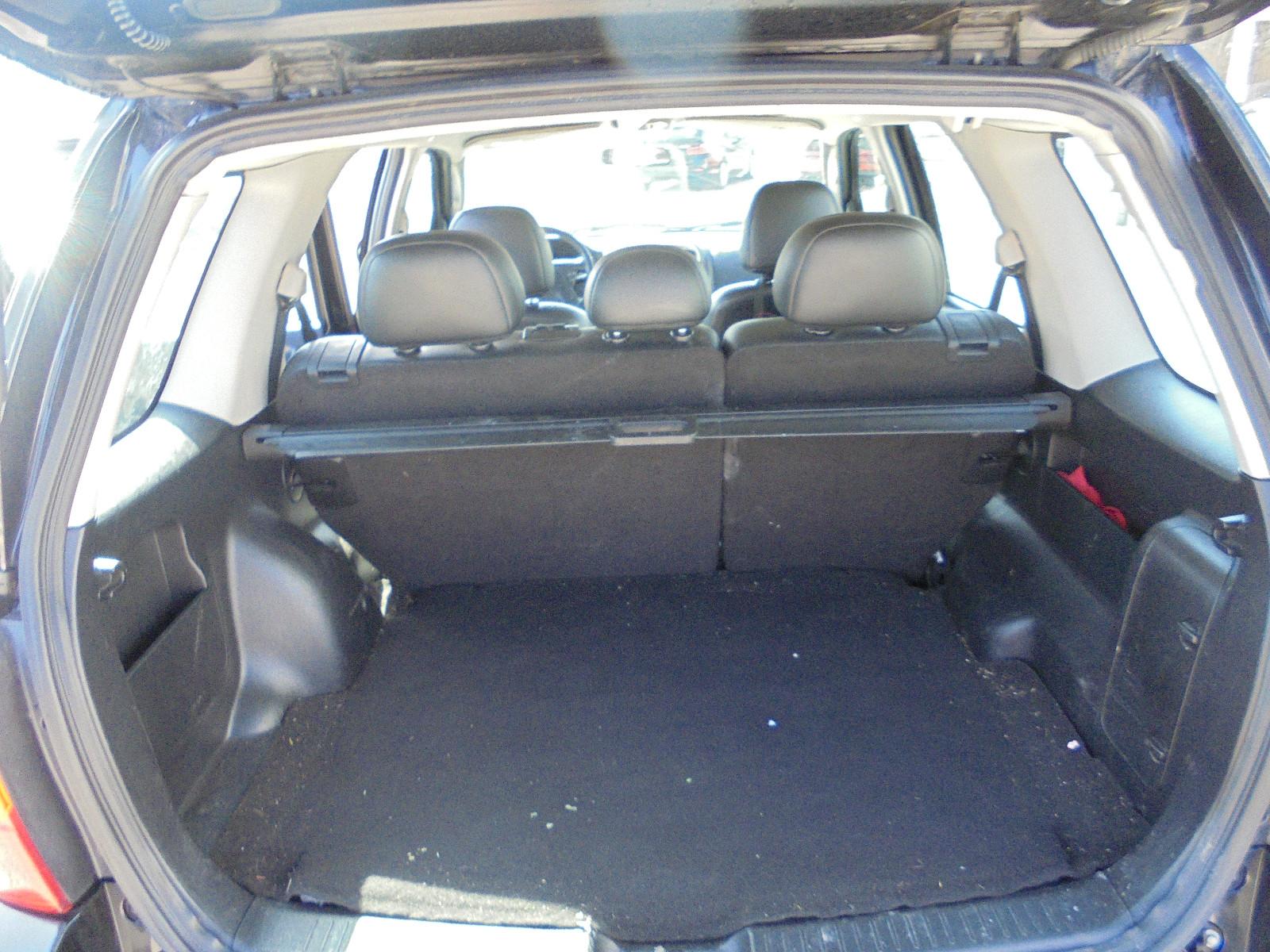 Ford Maverick 2008 — photo 11