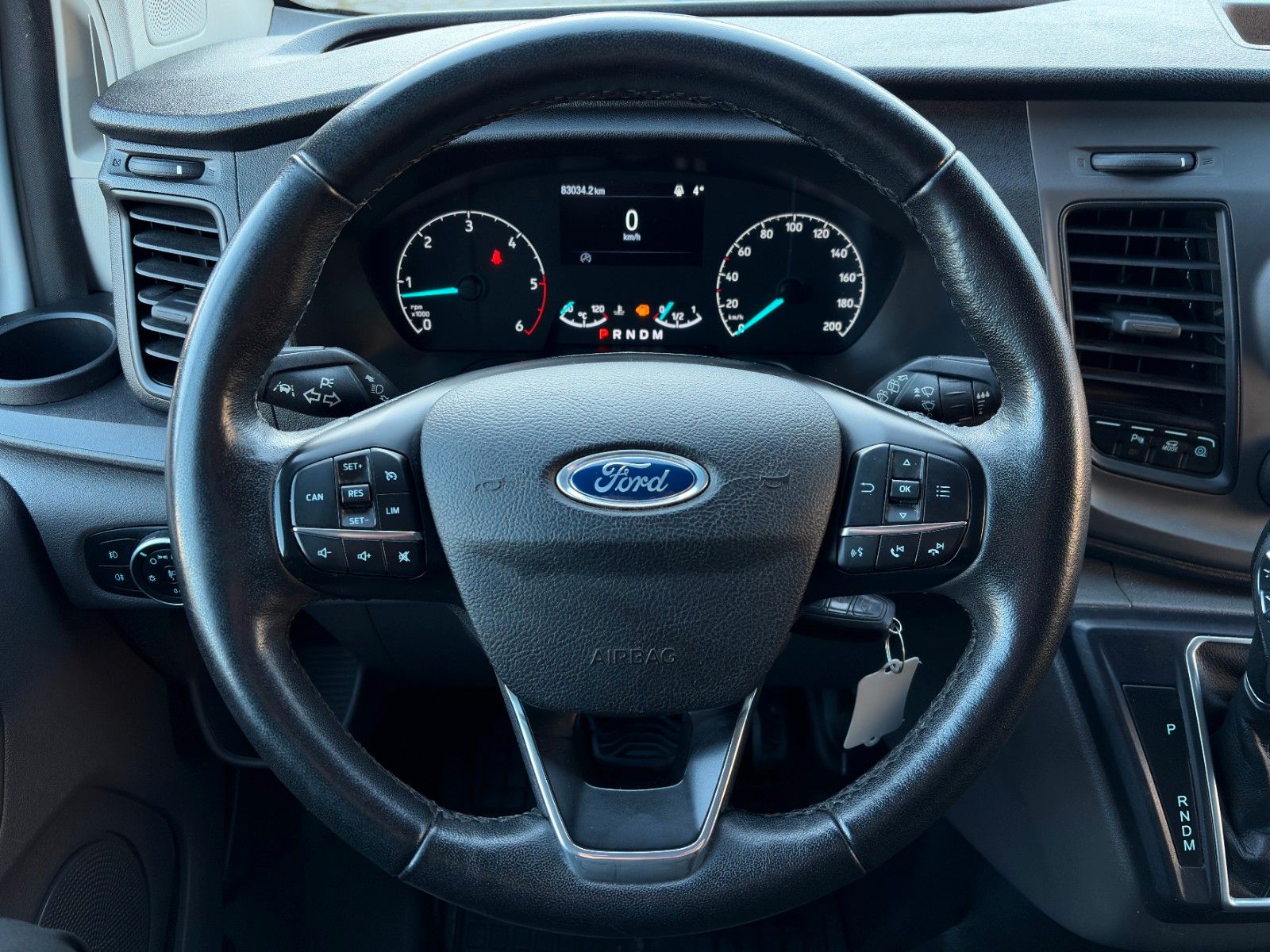 Fahrzeugabbildung Ford Transit Custom Kasten 340 L1 Trend Auto. StHz