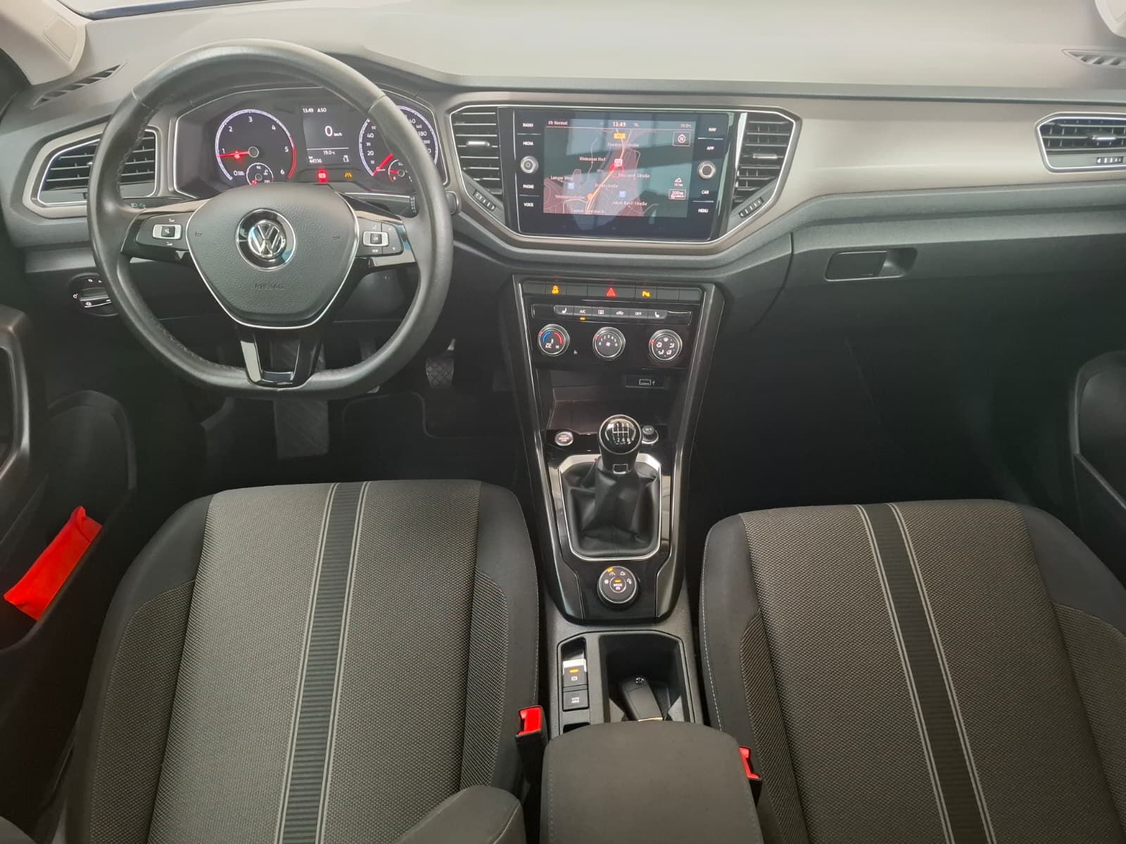 Fahrzeugabbildung Volkswagen T-Roc Style 2.0 TDI 4Motion +AHK+Navi+LaneAssist