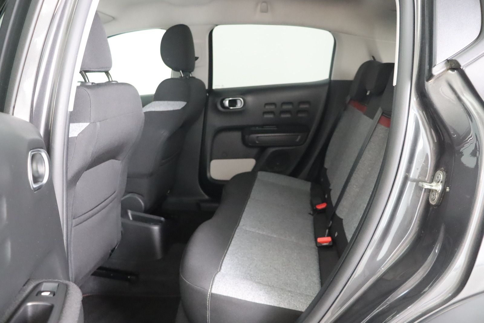 Fahrzeugabbildung Citroën C3 C-Series * LED * Navi * HU/AU neu * 1.Hand