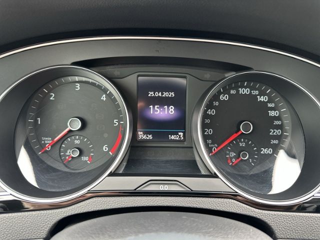Passat Variant 2.0 TDI DSG BUSINESS RFK+LED+NAVI