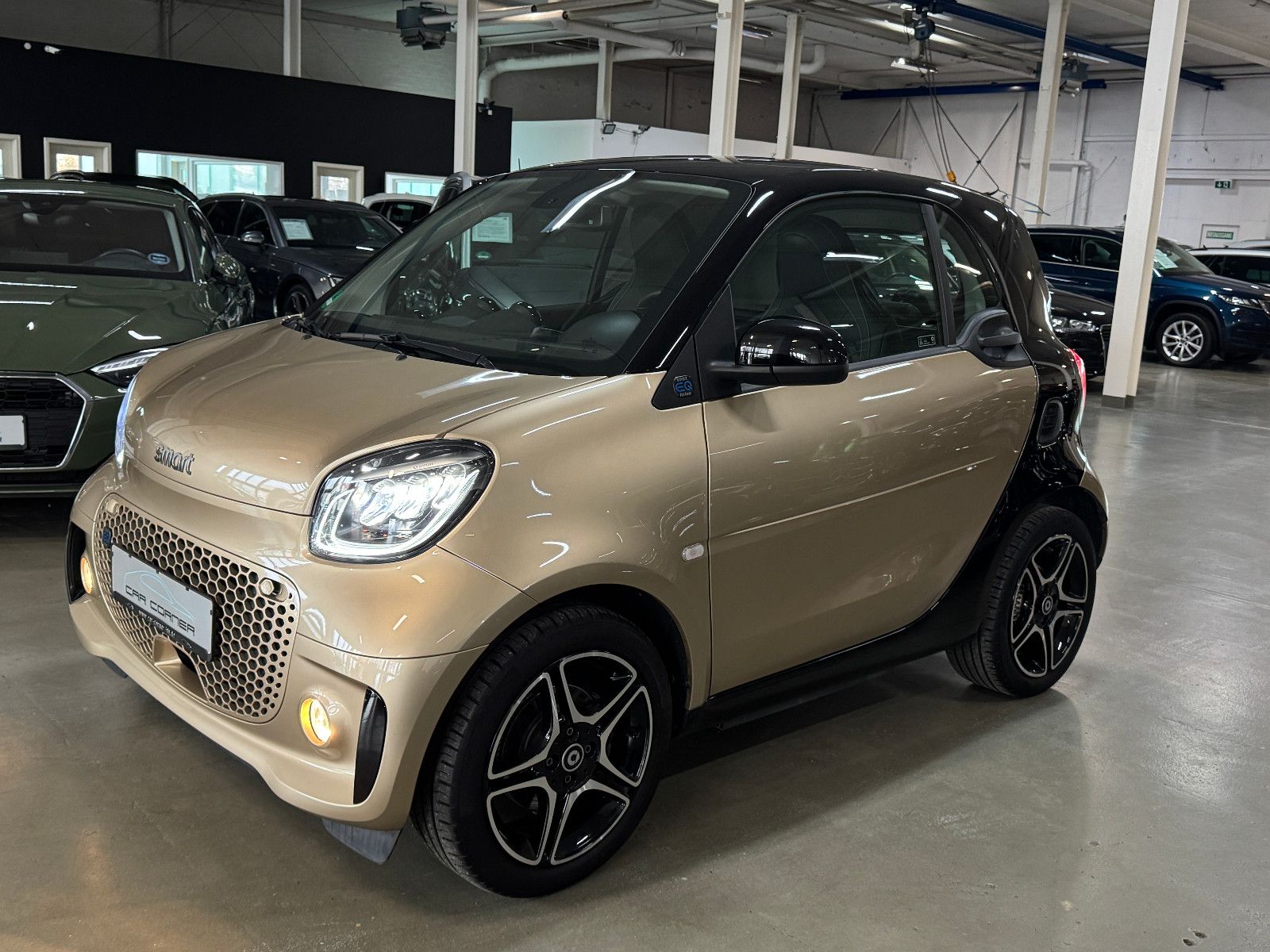 Fahrzeugabbildung Smart ForTwo Coupe EQ PRIME EXCLUSIVE ABSOLUT VOLL 22K