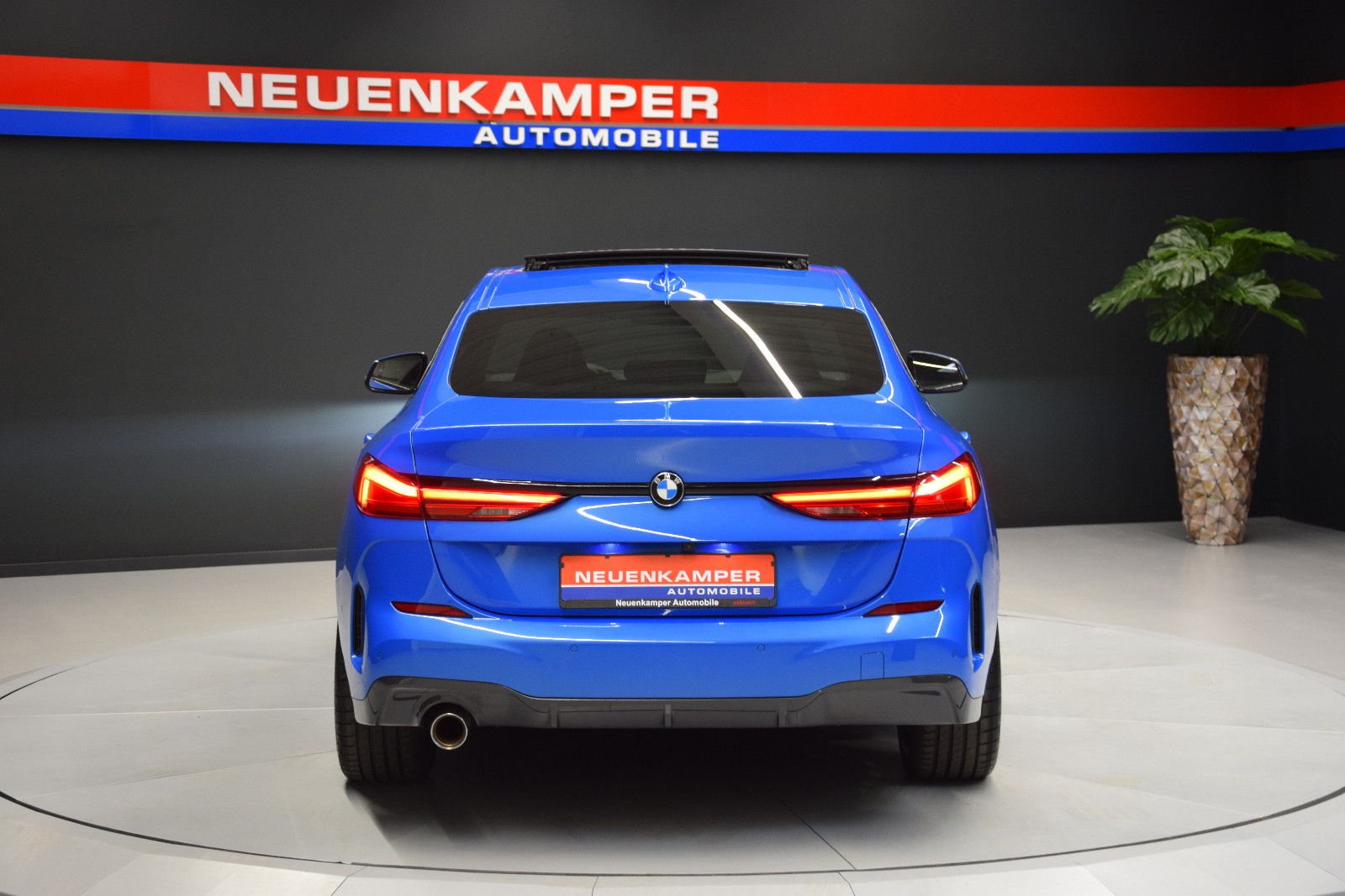 Fahrzeugabbildung BMW 218 i M Sport Gran Coupé Pano HuD Memory Schale