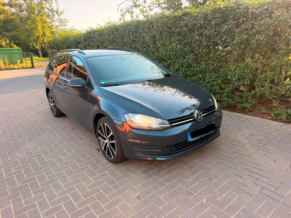 Image of Volkswagen Golf