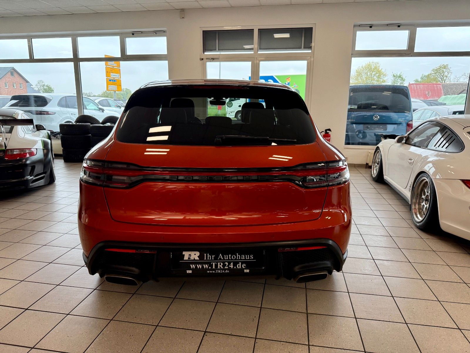 Fahrzeugabbildung Porsche Macan Luftfederung/Panorama/Keyless/21Zoll/BOSE