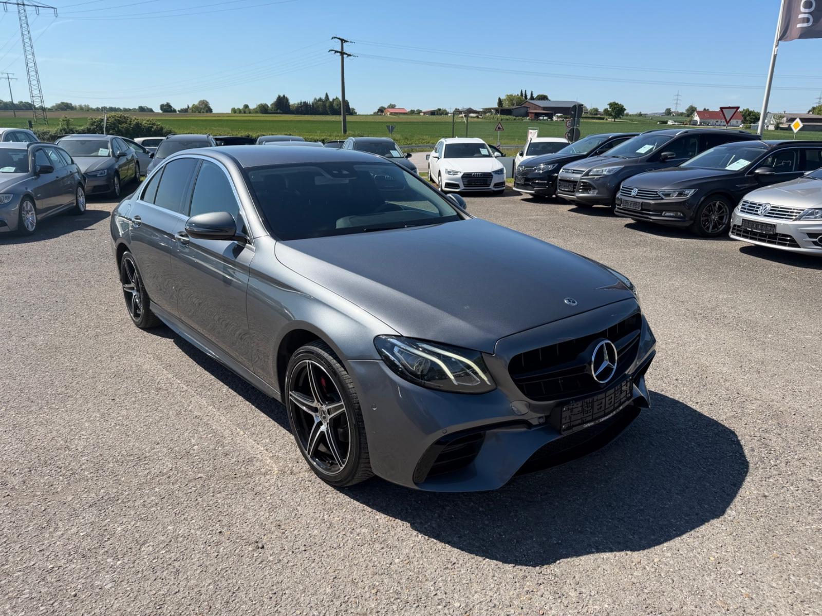 Mercedes-Benz E 220 d 4Matic Limo LED Kamera Navi AMG 2.H F1