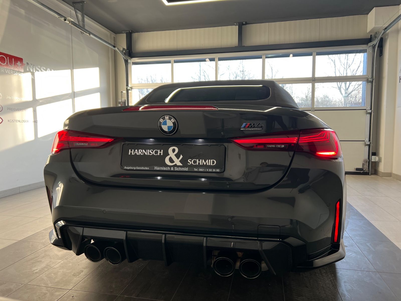 Fahrzeugabbildung BMW M4 Comp. Cabrio xDrive Carb. Int., UltimatePack