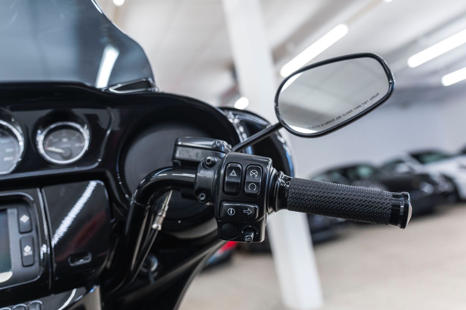 Fahrzeugabbildung Harley-Davidson FLHTCUTG TRI GLIDE ULTRA