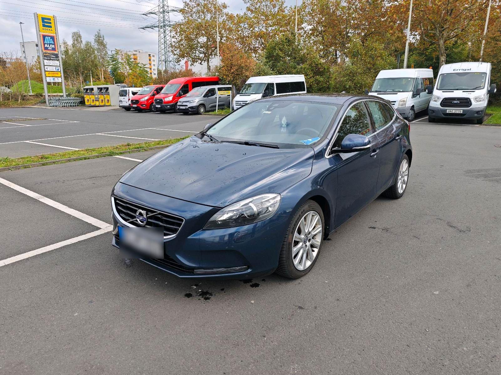 Volvo V40