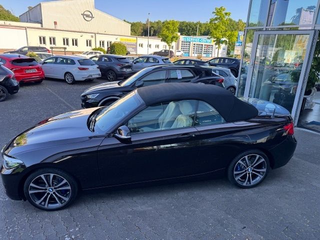 Fahrzeugabbildung BMW 230i  Sport Line KLIMA LED NAVI ALU