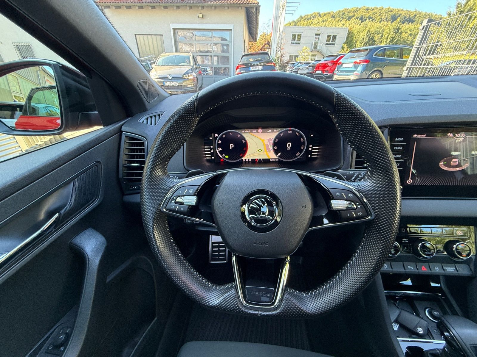 Karoq Sportline 1,5 TSI DSG Navi AHK Kamera Pano
