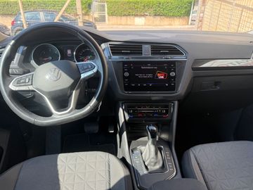 Volkswagen Tiguan - 8