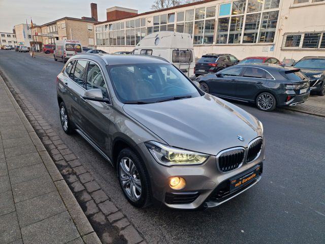 BMW X1 xDrive 20 i Sport Line,Navi,Head-UP,Kamera