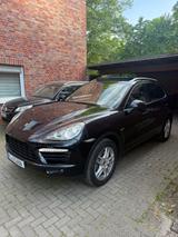 Porsche Cayenne Diesel Platinum Edition Platinum Edition - Porsche Cayenne in Bochum