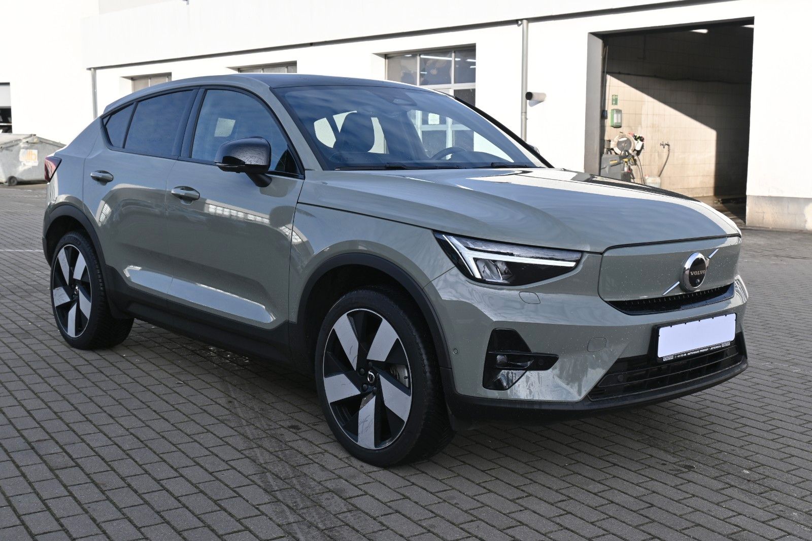 Fahrzeugabbildung Volvo C40 Ultimate Recharge Pure Electric AWD